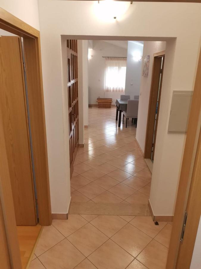 Trilj Apartman Jurika Экстерьер фото