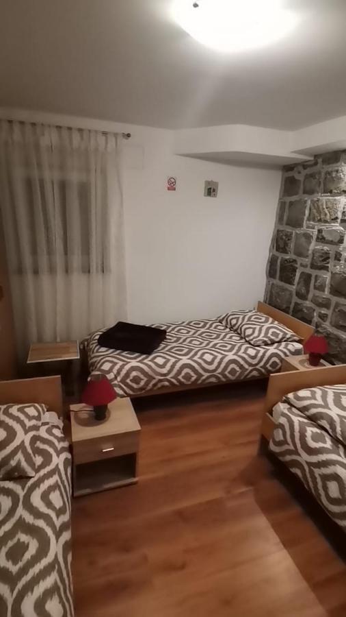 Trilj Apartman Jurika Экстерьер фото